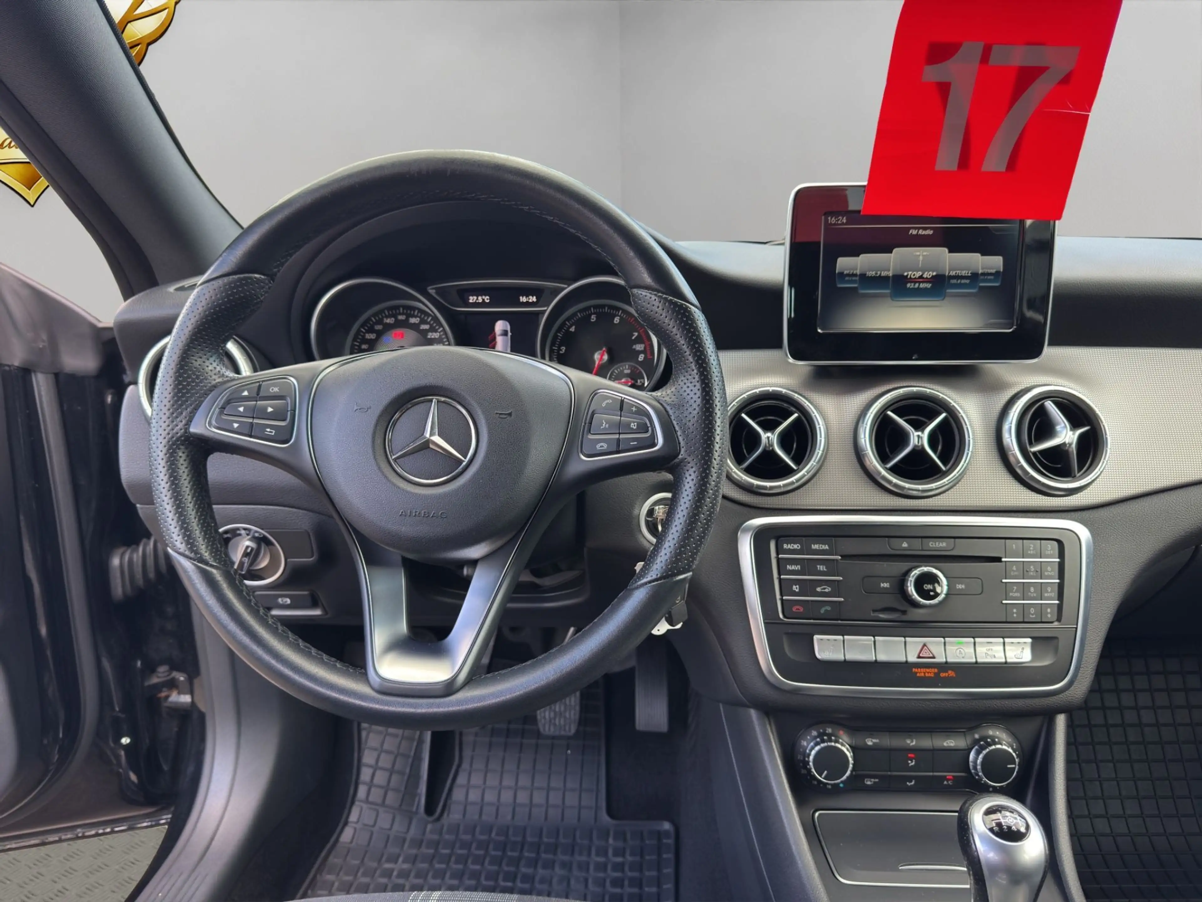 Mercedes-Benz CLA 180 Shooting Brake Score — photo 12