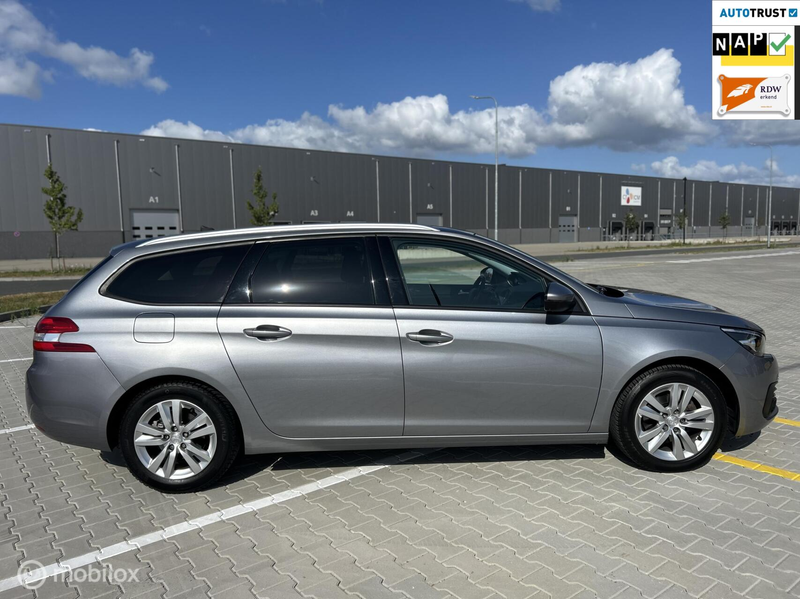 Peugeot 308 SW 1.2 PureTech Allure Pack|CARPLAY|PANO|NAP — photo 6