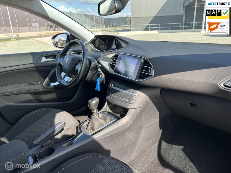 Peugeot 308 SW 1.2 PureTech Allure Pack|CARPLAY|PANO|NAP — photo 11