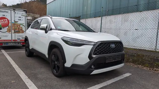 Toyota Corolla Cross *AUT*LED*VIRTUAL*NAVI*18ZOLL*KAM