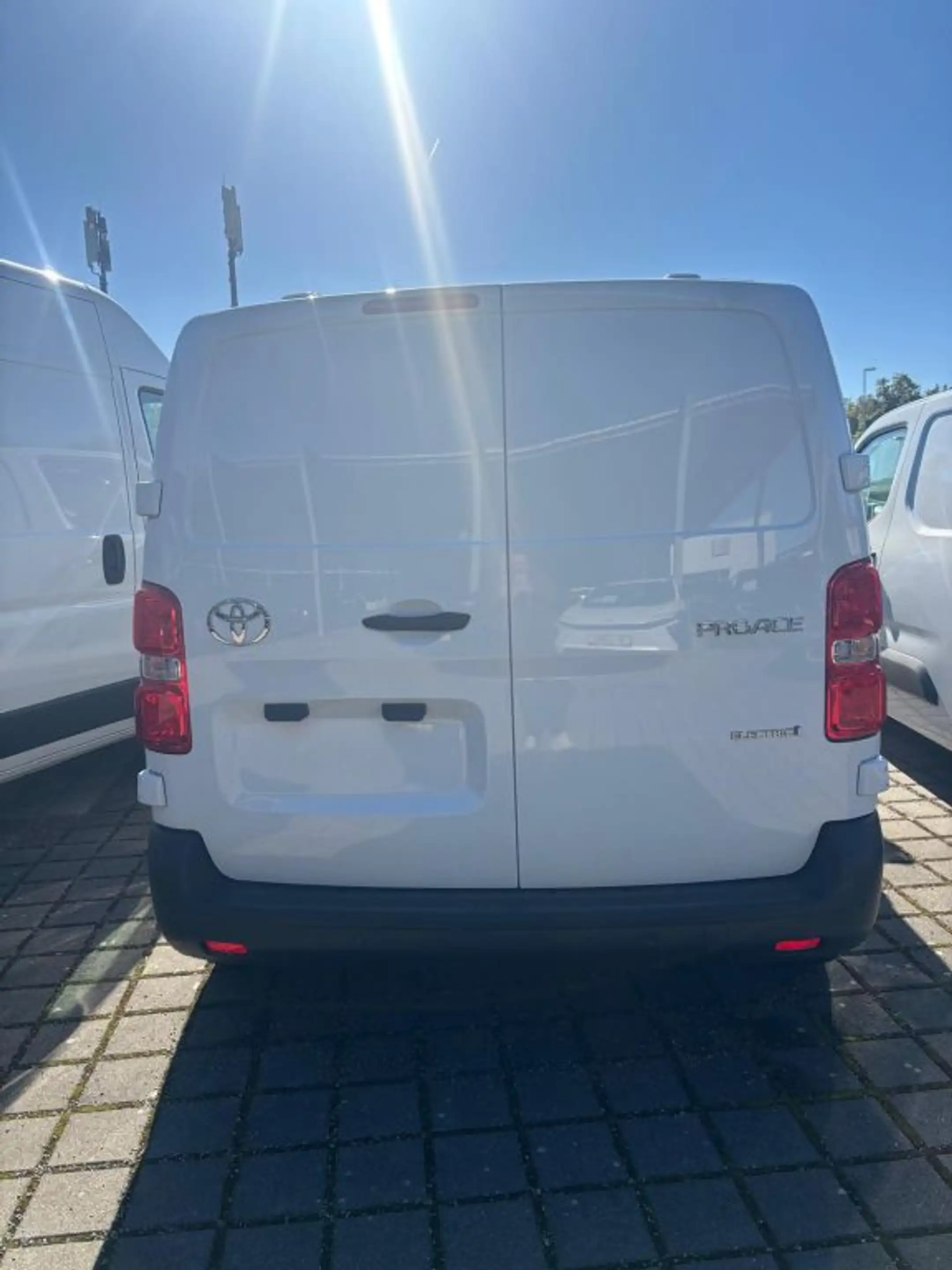 Toyota Proace Electric (75 kWh) L1 Work (V) — photo 7