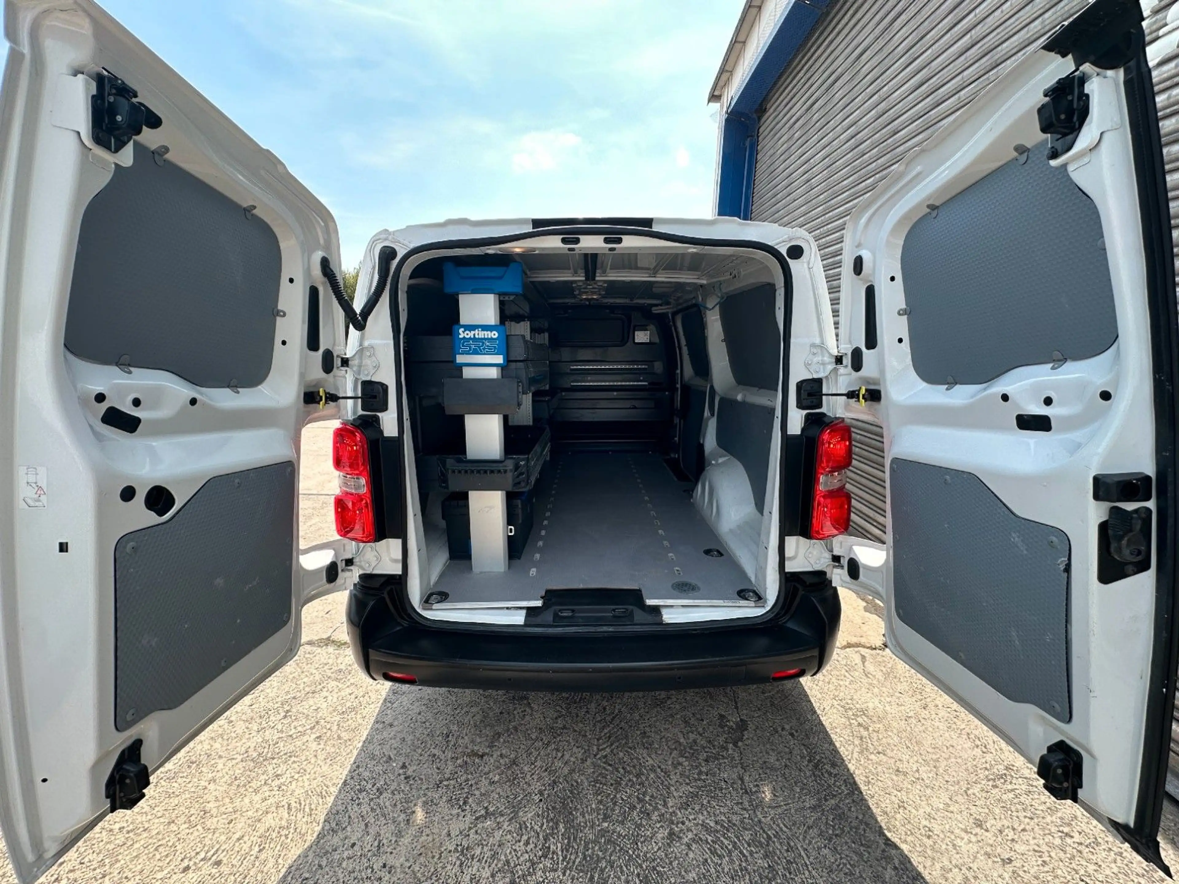 Opel Vivaro Kasten Edition L *1x SORTIMO*KLIM*3-SITZ* — photo 10