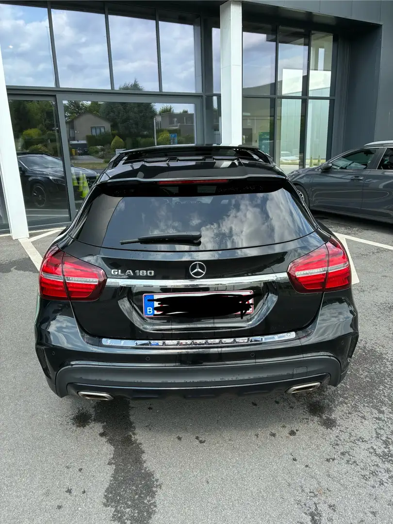Mercedes-Benz GLA 180 AMG Night Edition Plus Noir - 2