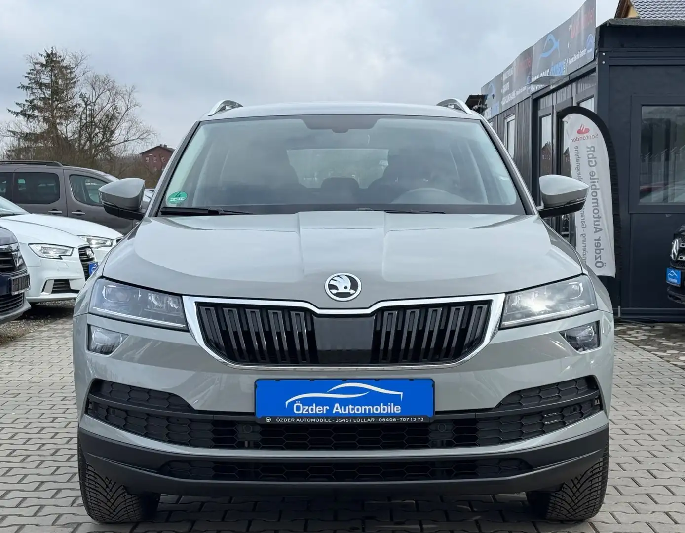 Skoda Karoq 1.5 TSI ACT Soleil+Finanzierung+Garantie+ Gris - 2