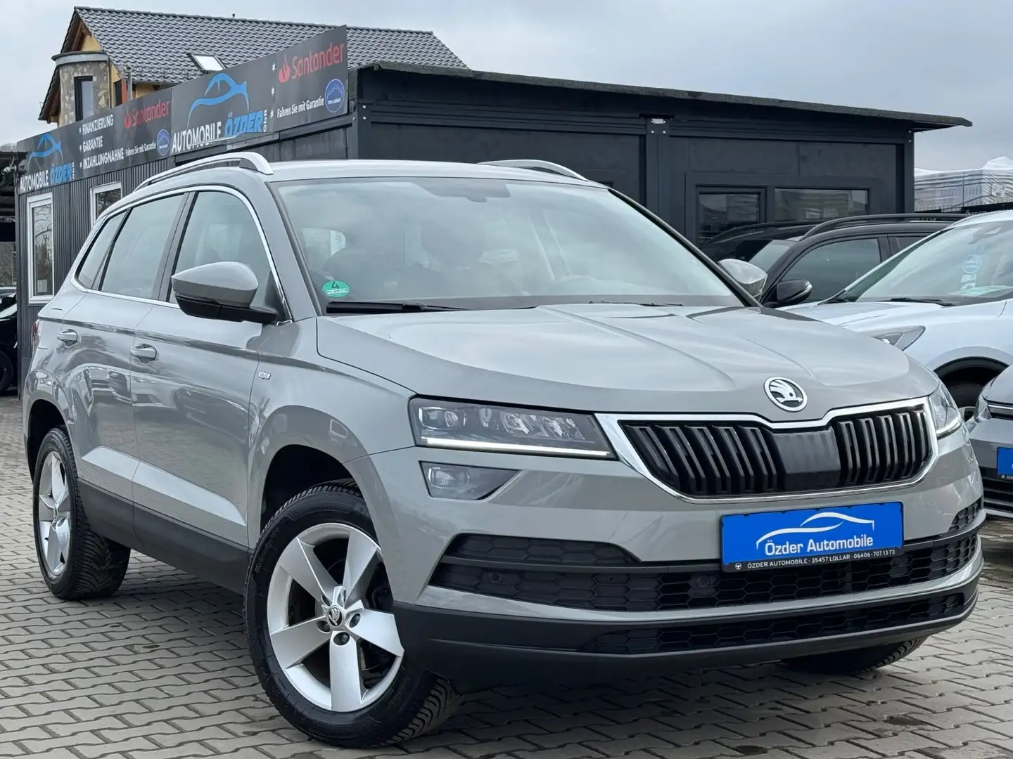 Skoda Karoq 1.5 TSI ACT Soleil+Finanzierung+Garantie+ Gris - 1