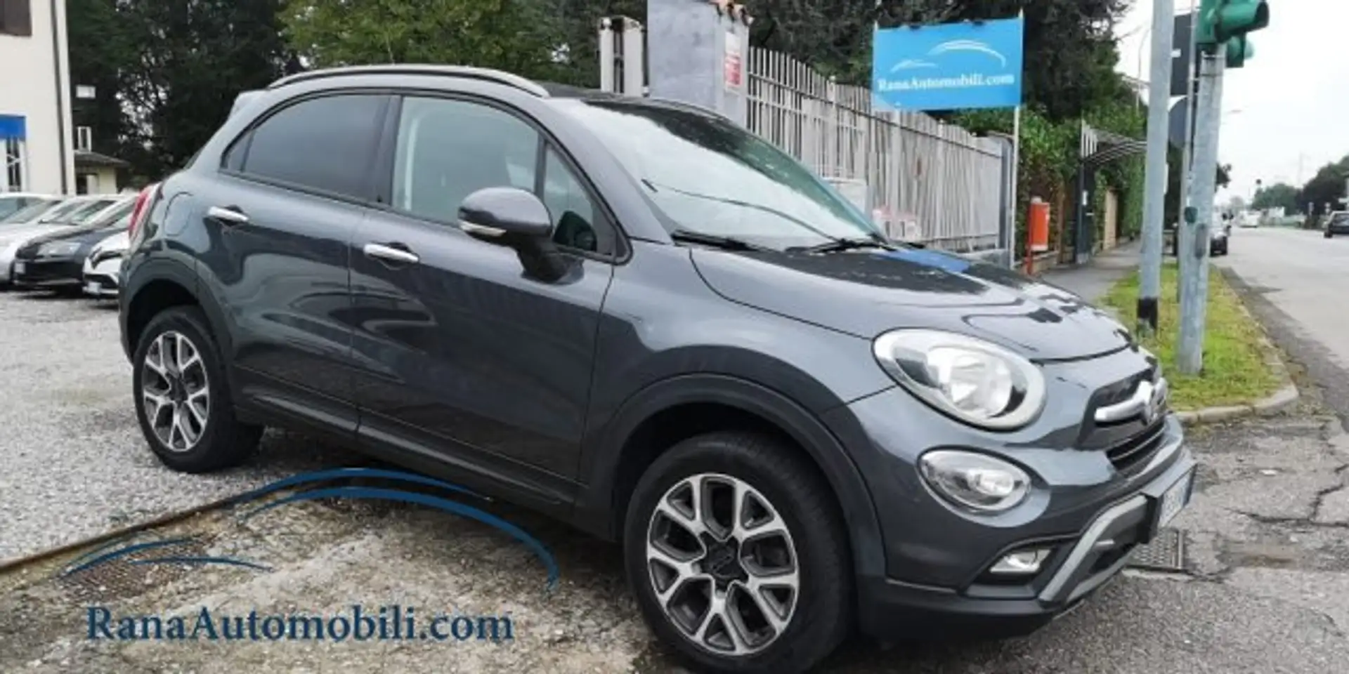 Fiat 500X mjt CrossPlus 4x4 AUTOMATICA Gris - 2