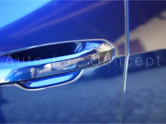 Audi RS6 Avant view 11