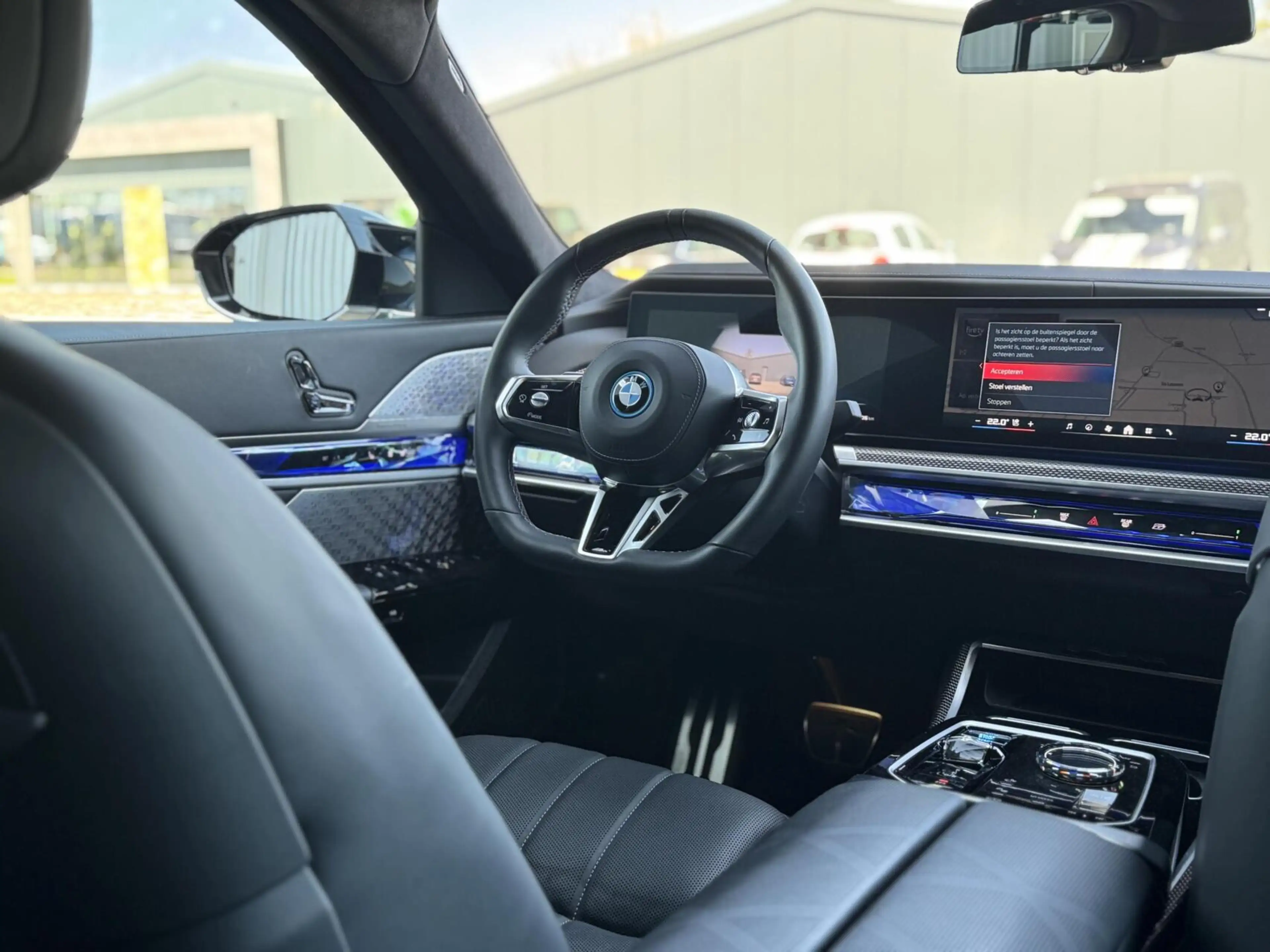 BMW i7 M70 xDrive 106 kWh|Executive Lounge|Bowers & Wilki — photo 3