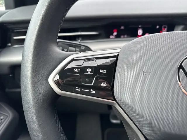Volkswagen Id.7 view 13