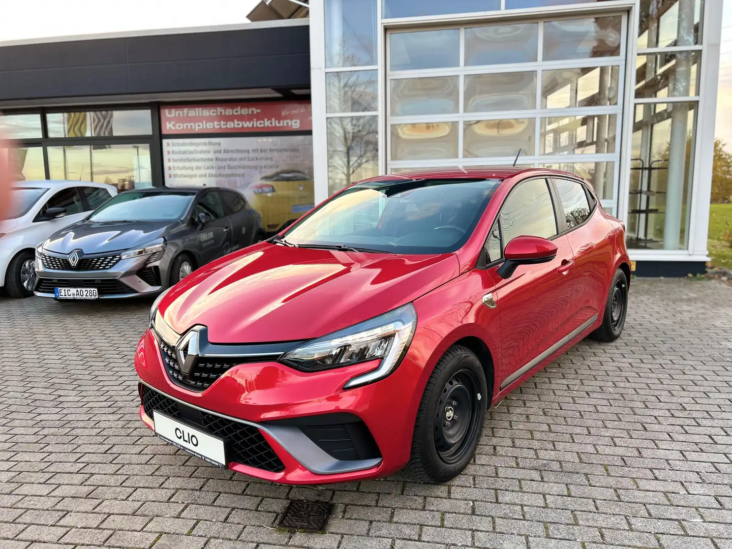 Renault Clio R.S. Line Edition TCe 100 Rosso - 2