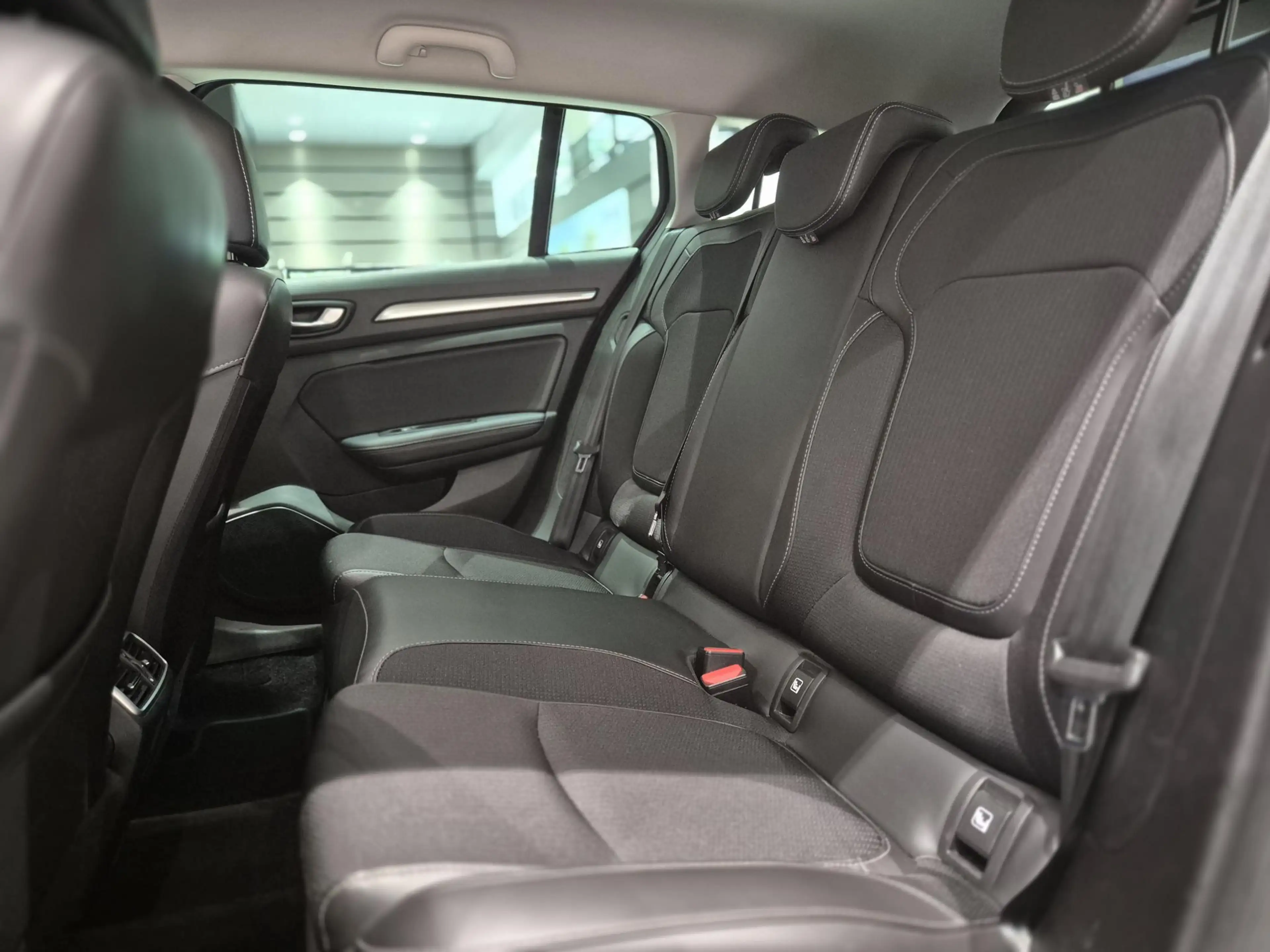 Renault Megane Estate 1.3 TCe 140 Techno | Trekhaak | Apple CarPl — photo 8