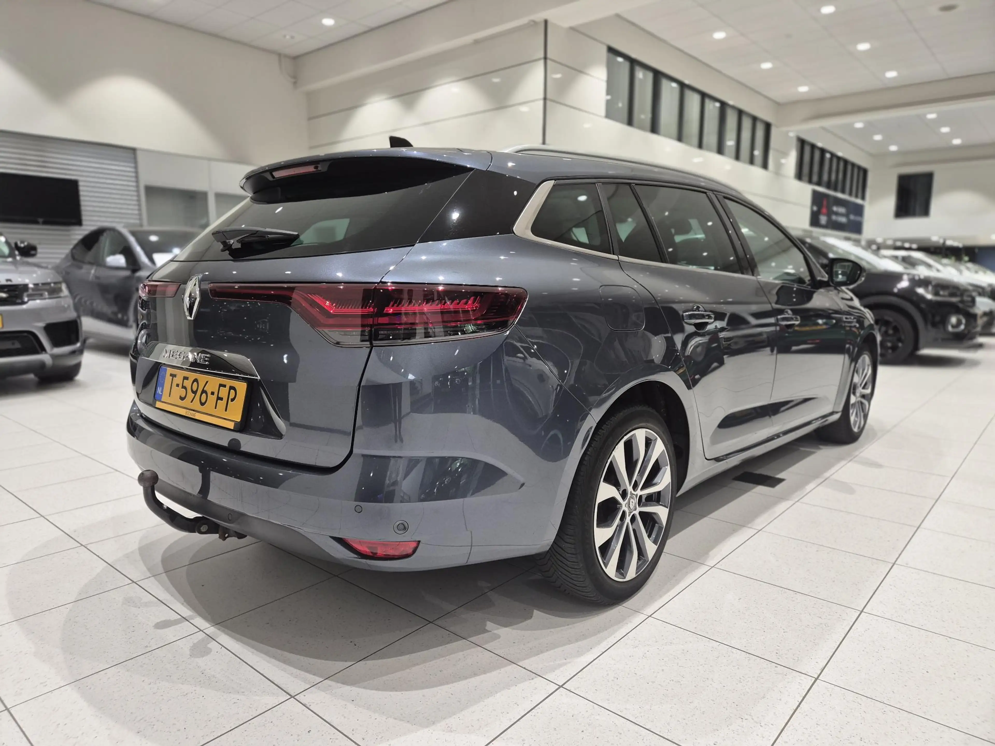 Renault Megane Estate 1.3 TCe 140 Techno | Trekhaak | Apple CarPl — photo 2
