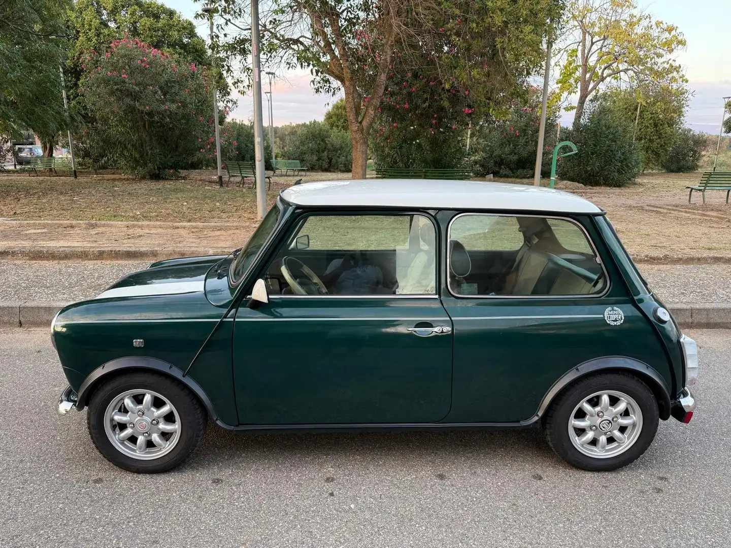 MINI 1300 " Conto vendita" Mini 1.3 Cooper Sports Pack O.S. Grün - 2