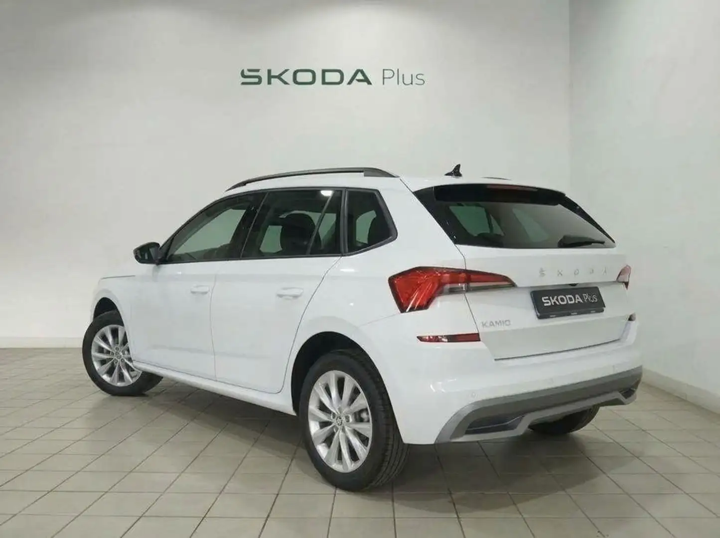 Skoda Kamiq 1.0 TSI Ambition 81kW DSG Blanco - 2