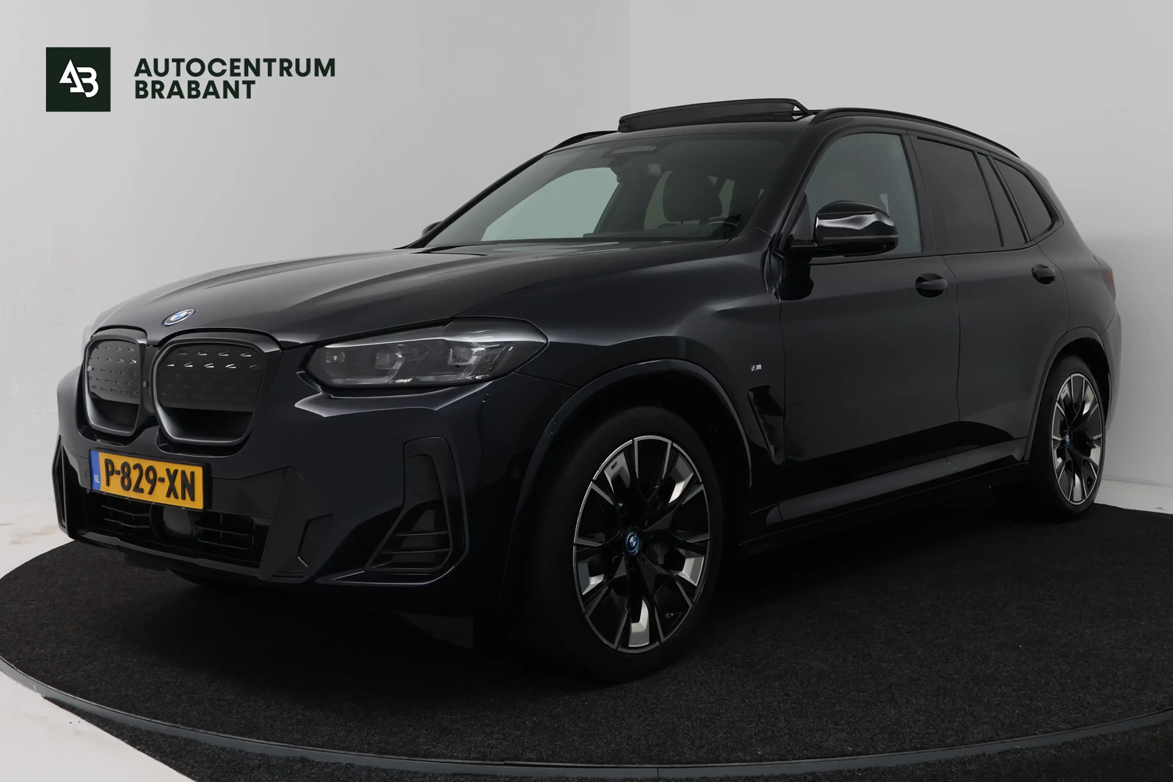 BMW iX3 High Executive 80 kWh (PANORAMADAK, CAMERA, STOEL/