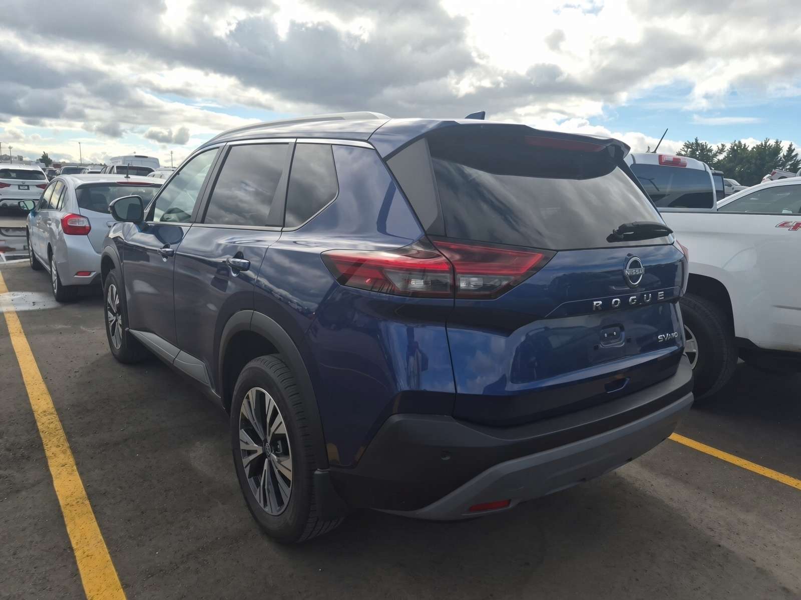 2023 Nissan Rogue AWD SV | Clean Carfax | — снимка 1