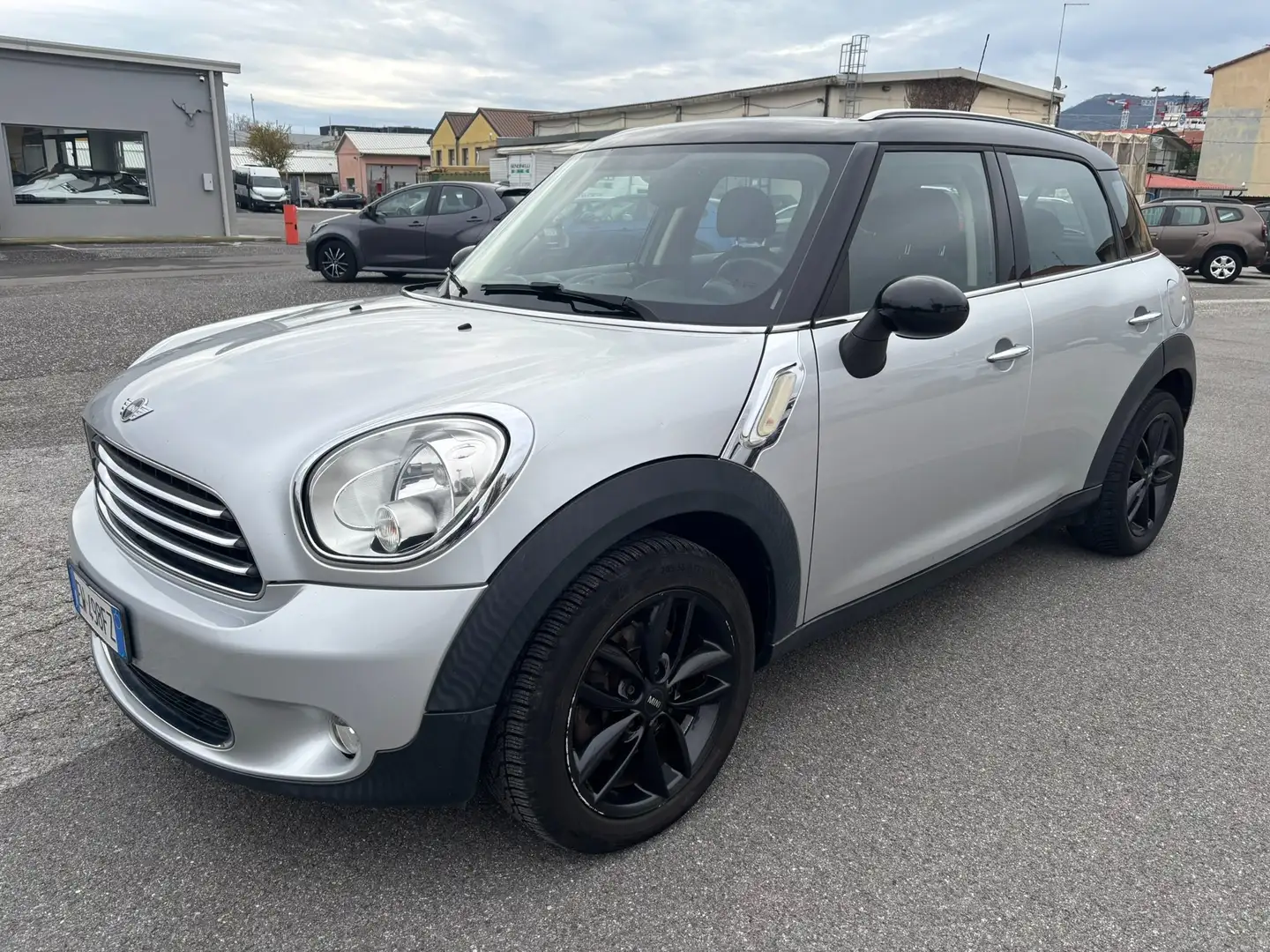 MINI Cooper D Countryman Mini Countryman R60 1.6 Silber - 1