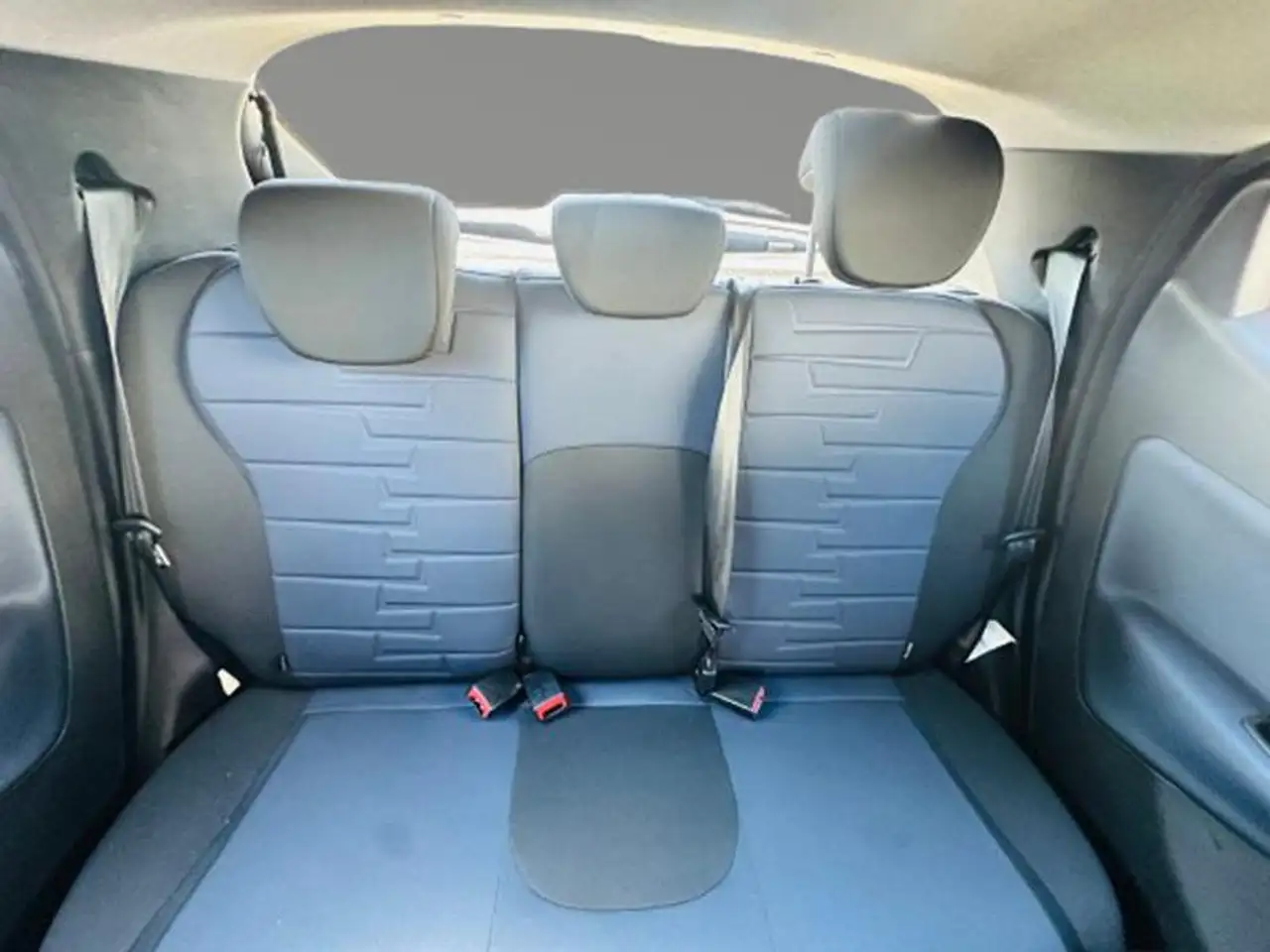 Lancia Ypsilon 1.0 FireFly 70cv Hybrid Platino, миниатюра 11