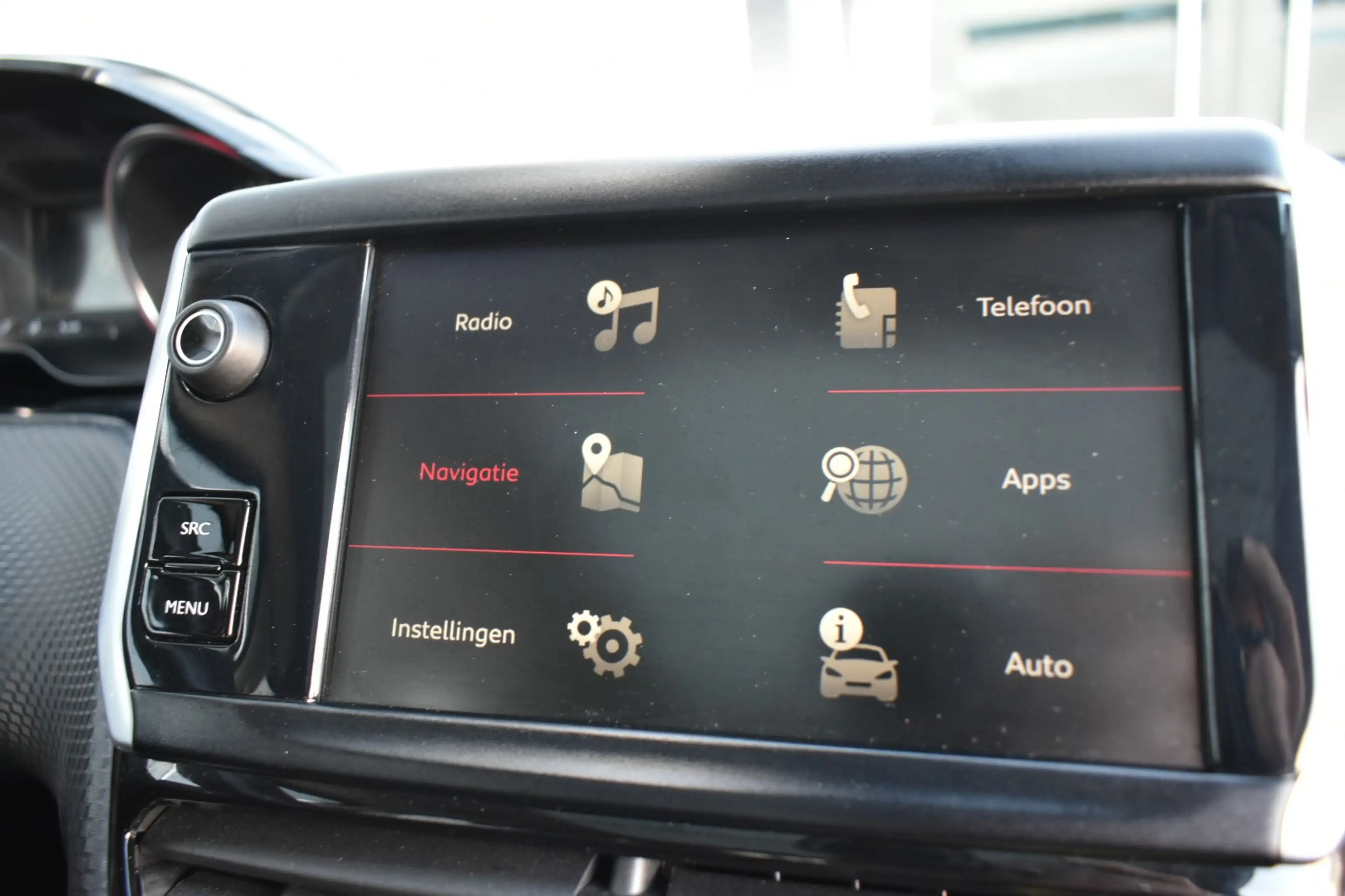 Peugeot 2008 1.2 PureTech GT-line JBL — photo 21