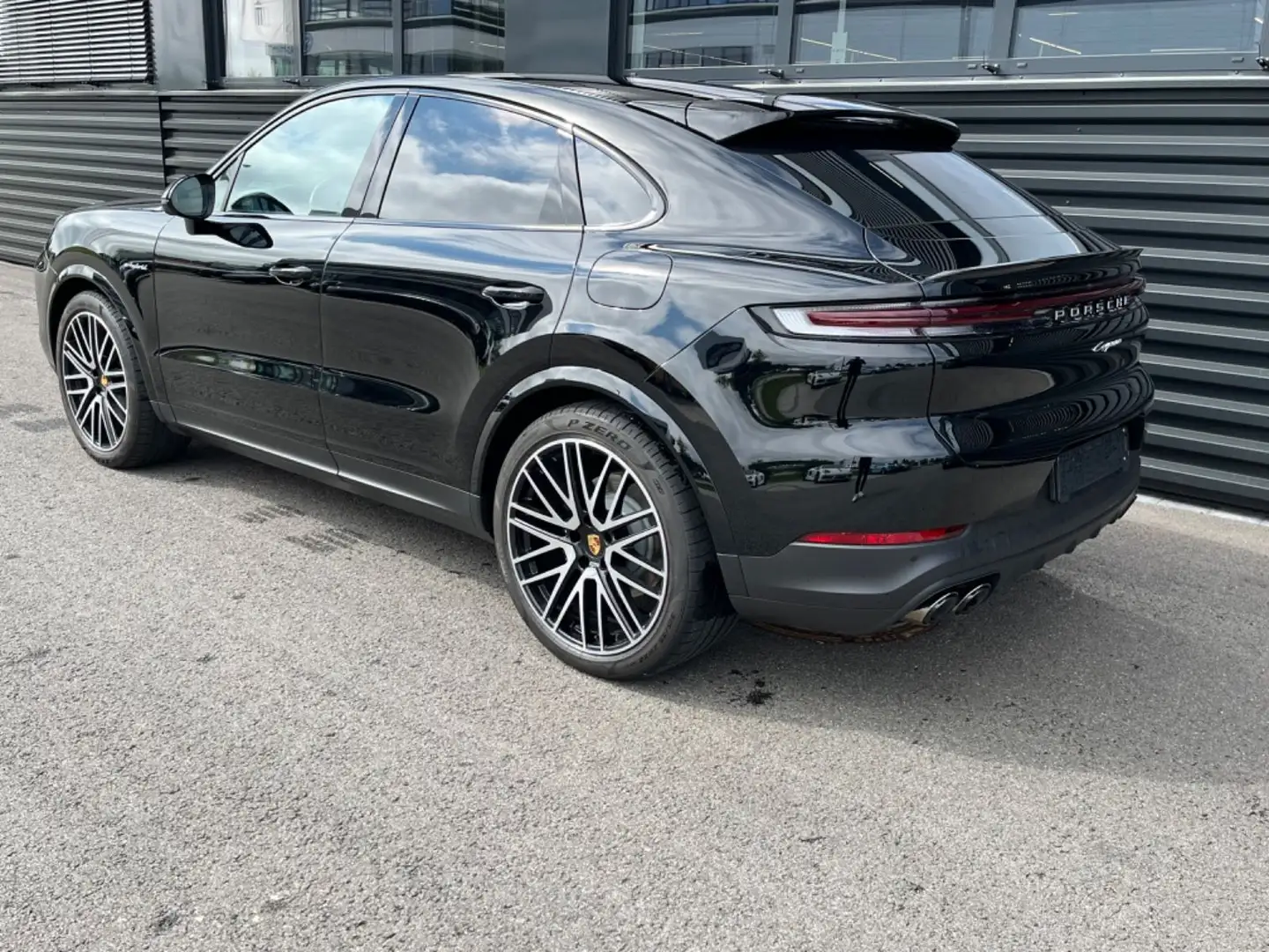 Porsche Cayenne Coupe E-Hybrid LUFT-BOSE-HEAD UP- 2 DP Noir - 2