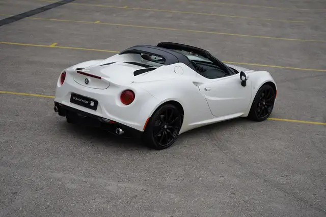 Alfa Romeo 4C Spider 1750TBI TCT