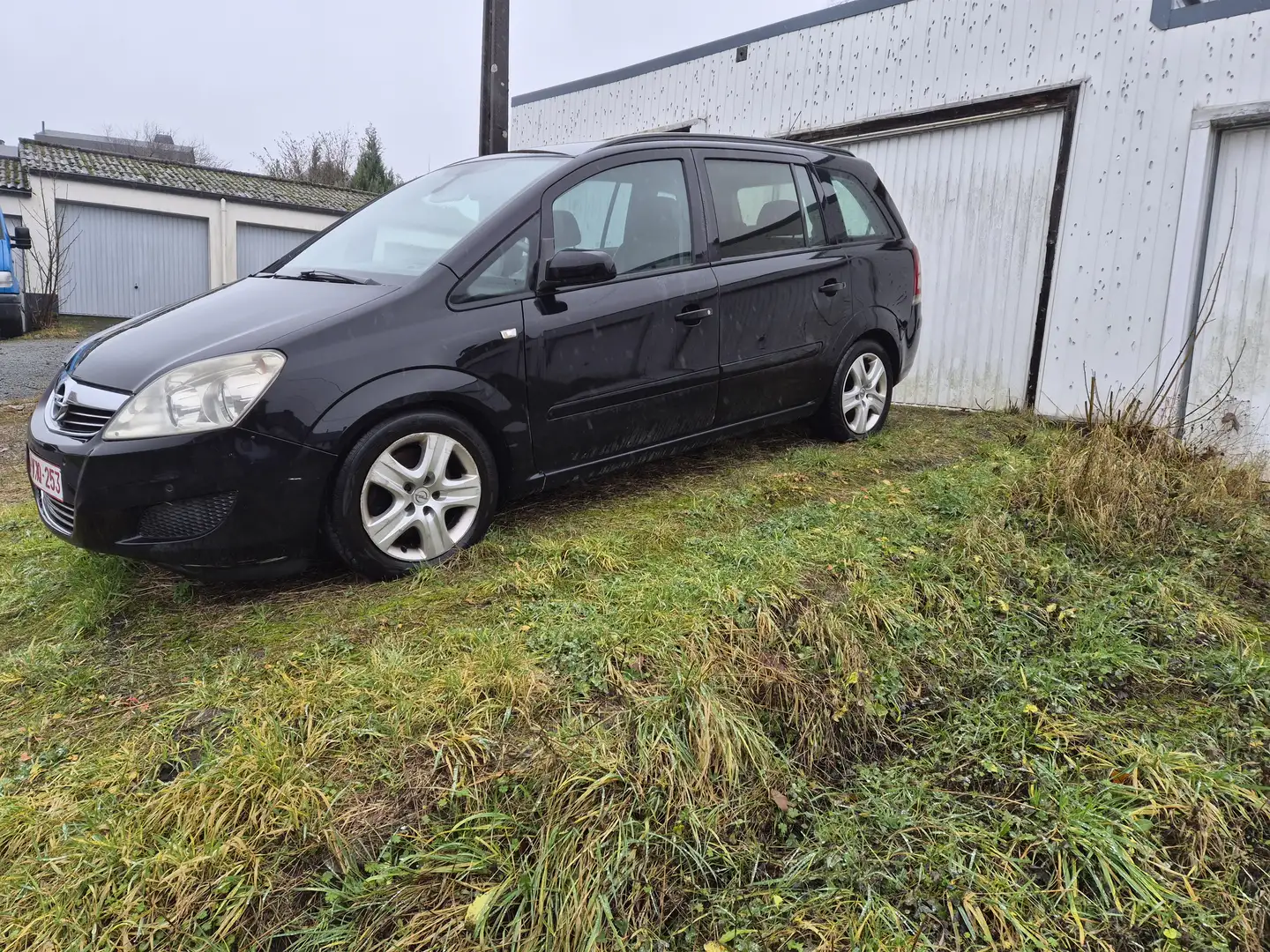 Opel Zafira Zafira 1.7 CDTi Cosmo DPF - 2