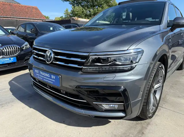 Volkswagen Tiguan Allspace view 10
