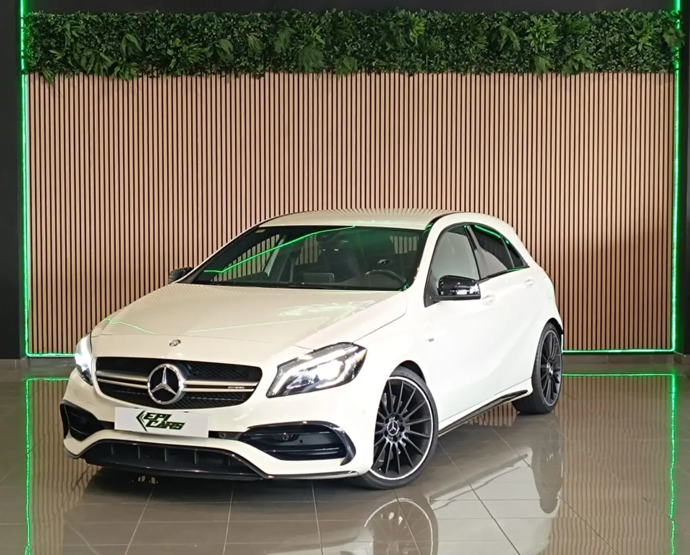 Mercedes-Benz A 45 AMG 4Matic 7G-DCT - 1