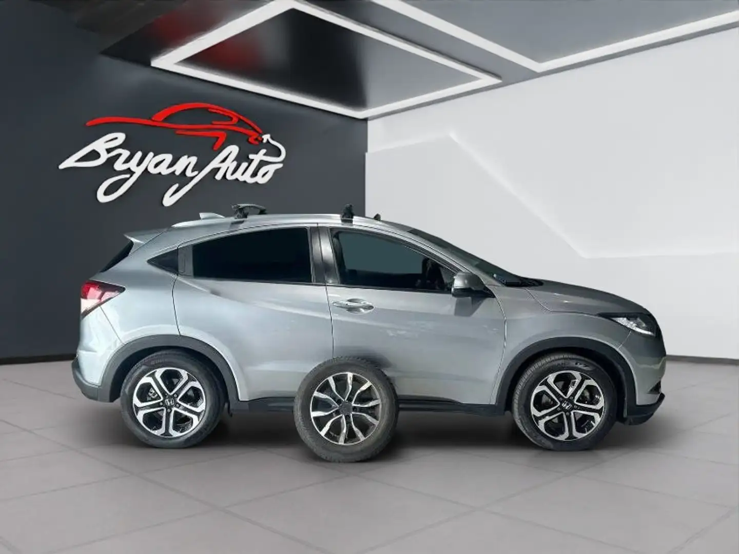 Honda HR-V 1.6 Executive Navi Adas 4X4 - 1