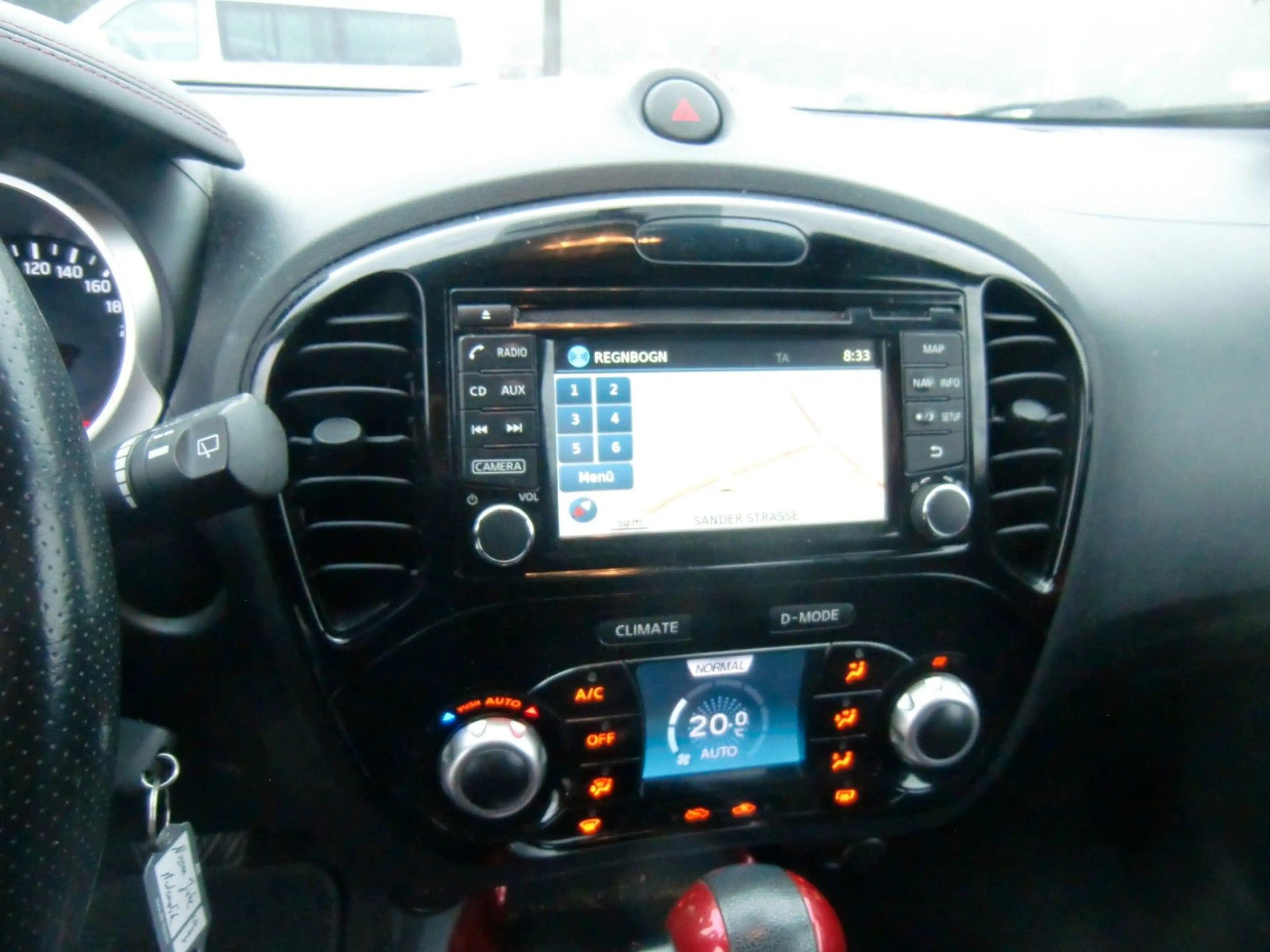 Nissan Juke /Automatik/Panoramadach/Navi/Tempomat — photo 11