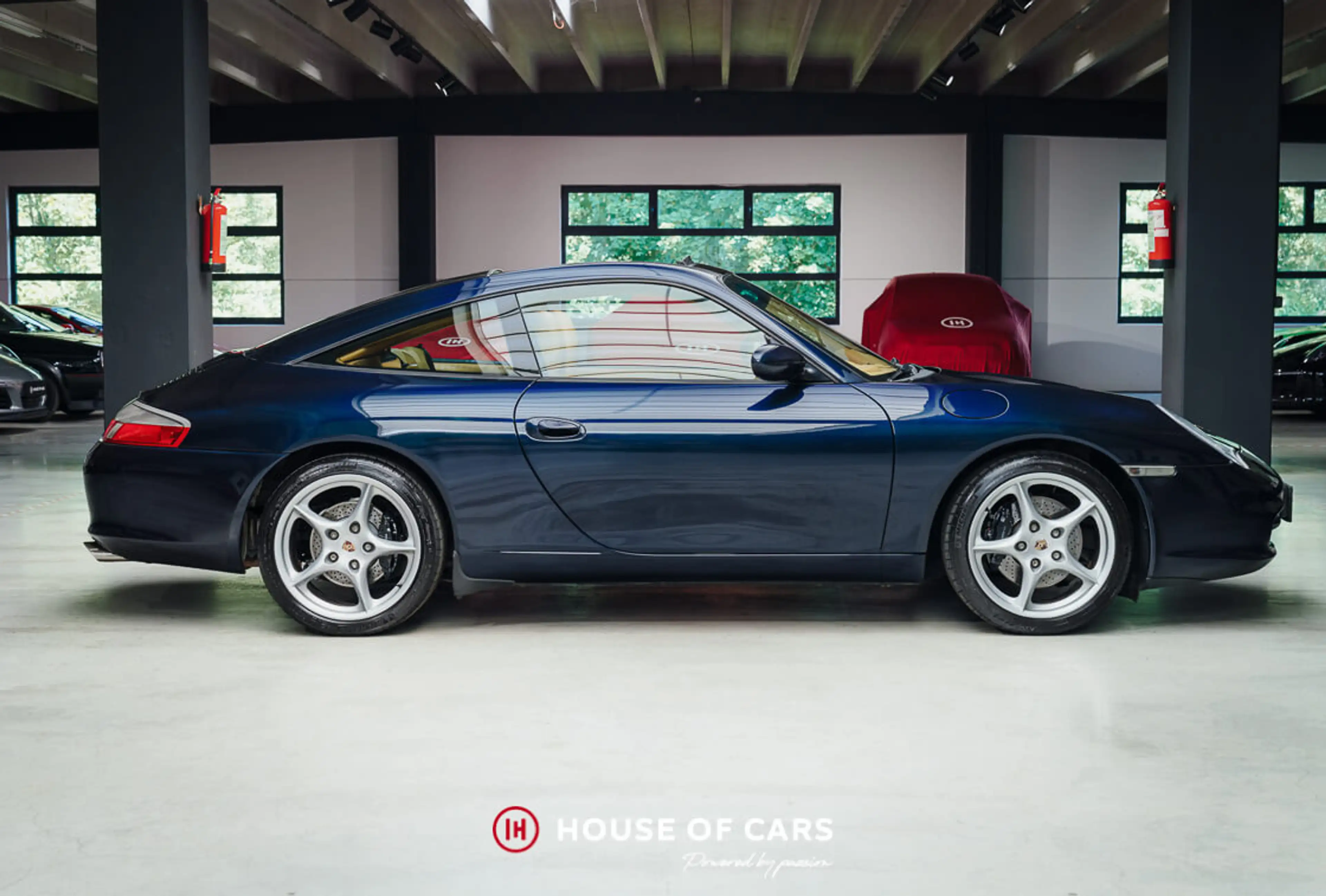 Porsche 996 .2 TARGA BELGIAN - BLUE/BEIGE - IMS/CLUTCH REPLACED — photo 4