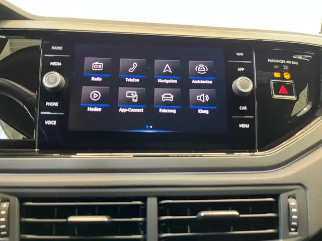 Volkswagen Polo view 13