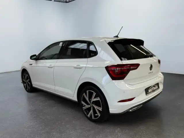 Volkswagen Polo view 4