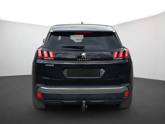 Peugeot 3008 view 3
