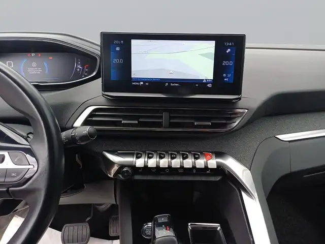 Peugeot 3008 view 12