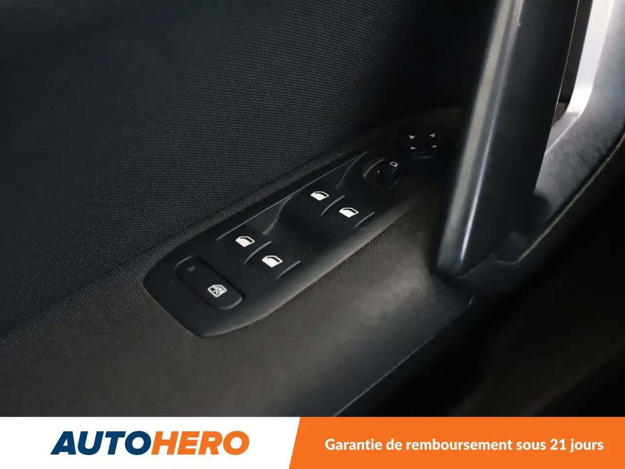 Peugeot 308 308 — photo 28