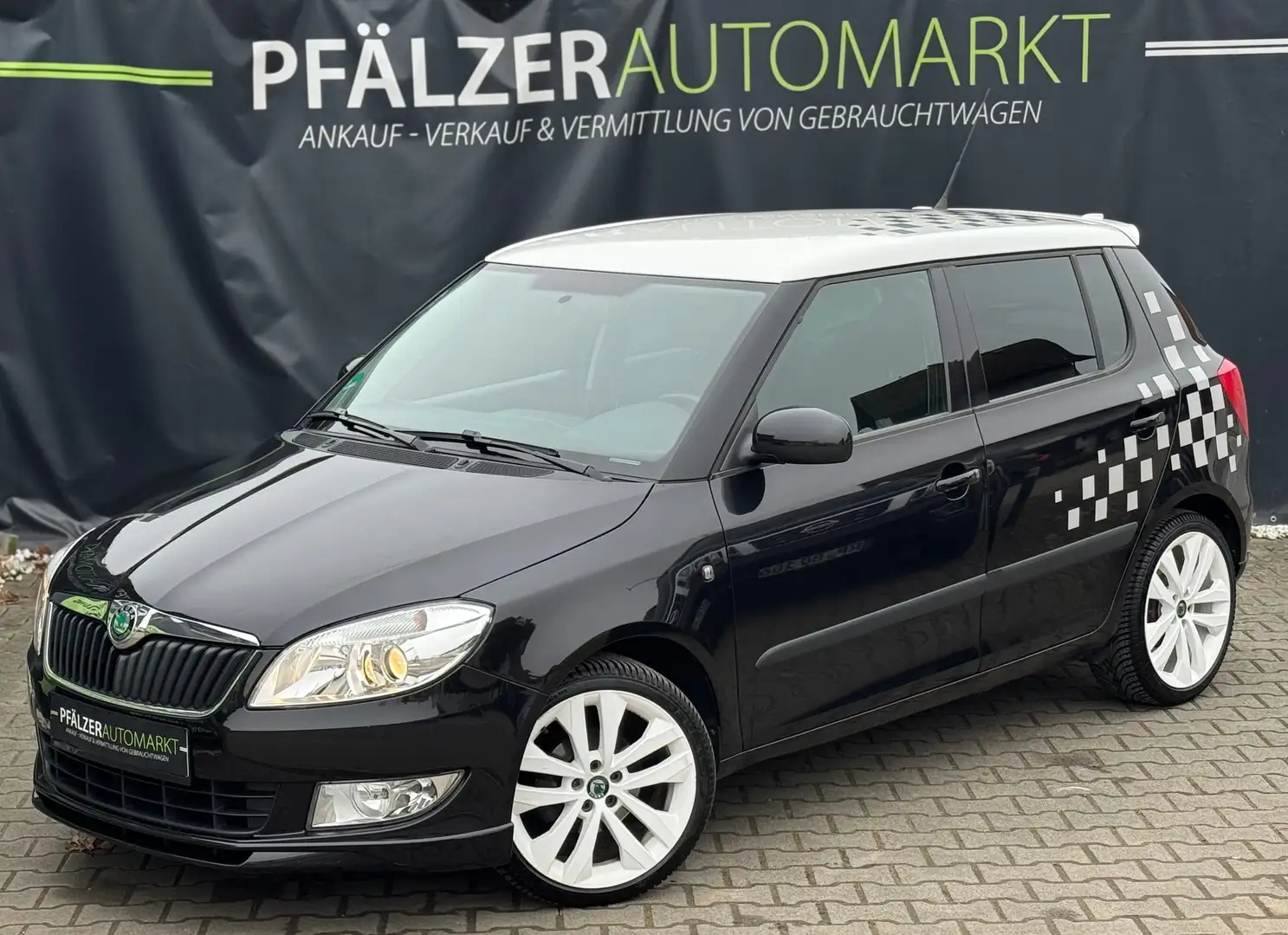 Skoda Fabia 1.2 Ambiente 70.000 km Sportpaket Coole Optik TOP Schwarz - 2