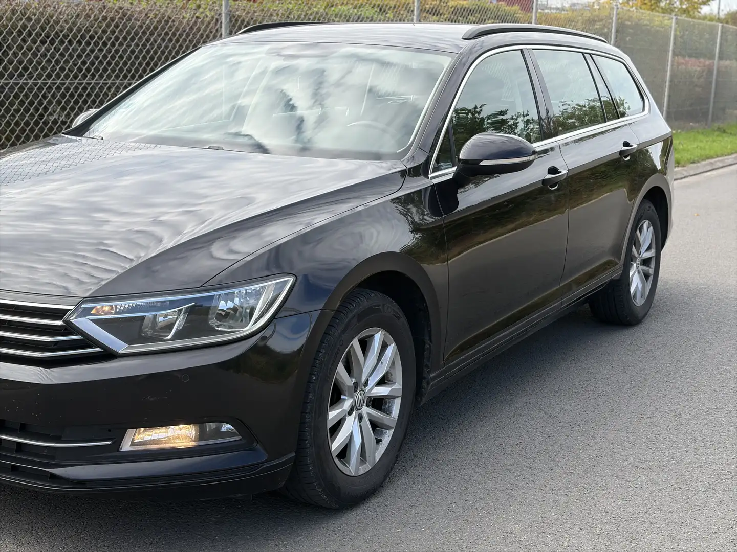 Volkswagen Passat Variant 1.6 TDI SCR BlueMotion Trendline - 1