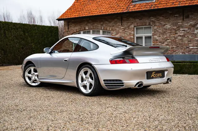 Porsche 996 911 CARRERA 4 *** MANUAL / NAVI / AIRCO ***
