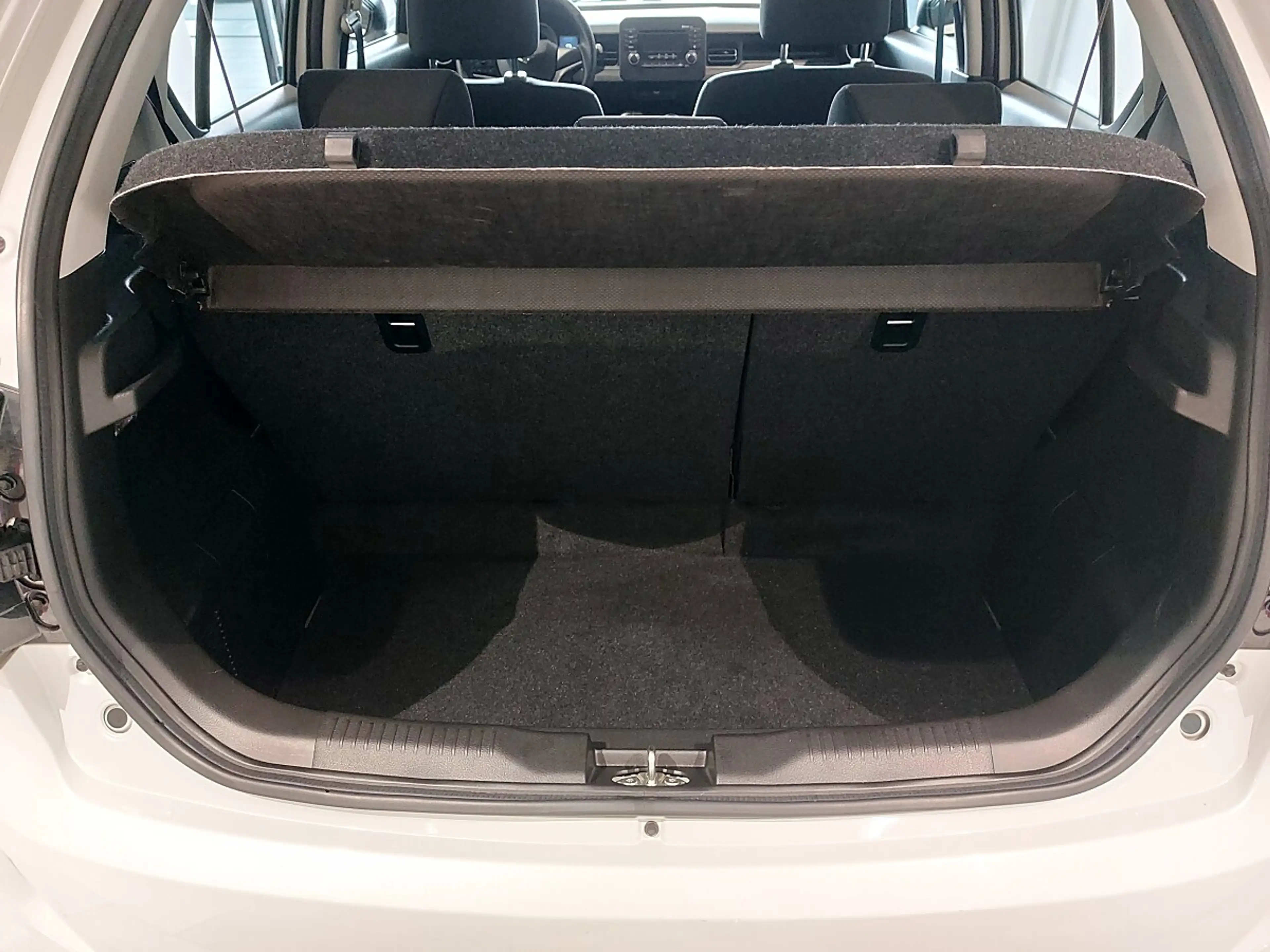 Suzuki Ignis 1,2 Dualjet Clear Mild-Hybrid Benzin — photo 8