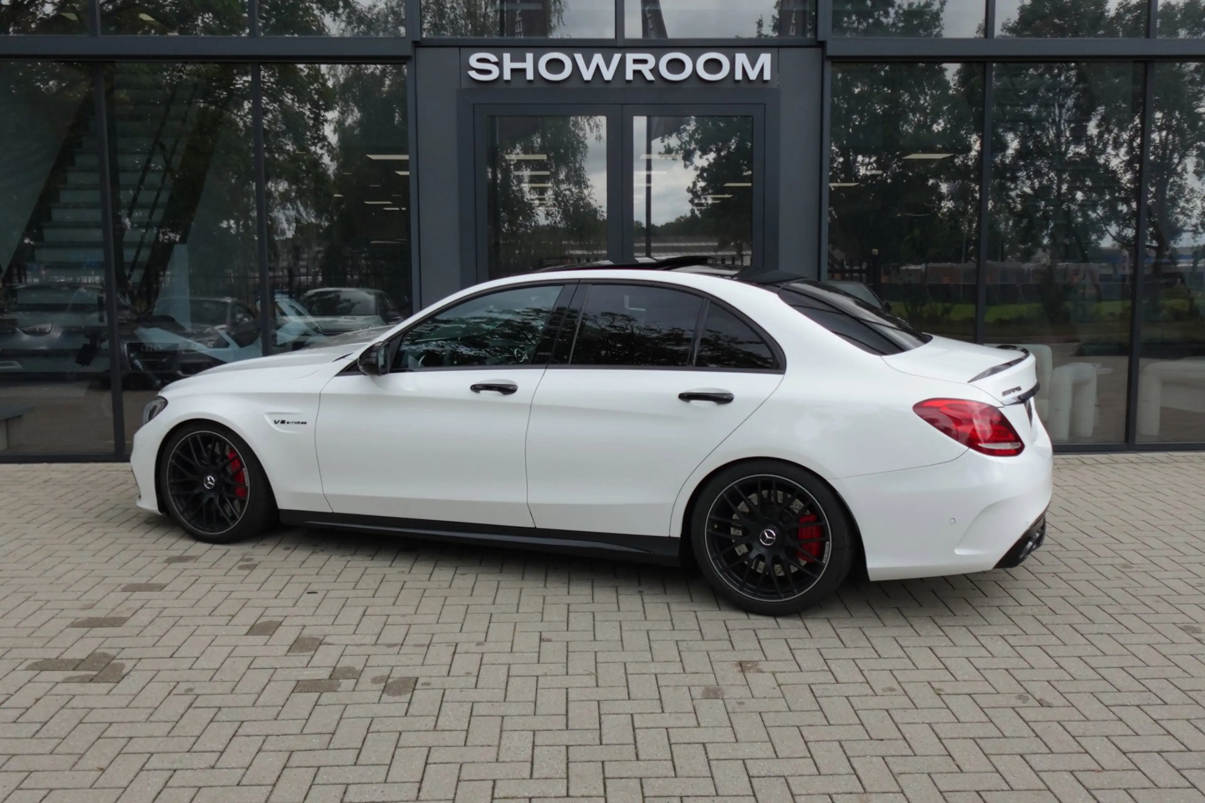 Mercedes-Benz C 63 AMG S Edition 1 PANO 360 CAM SFEER — photo 2