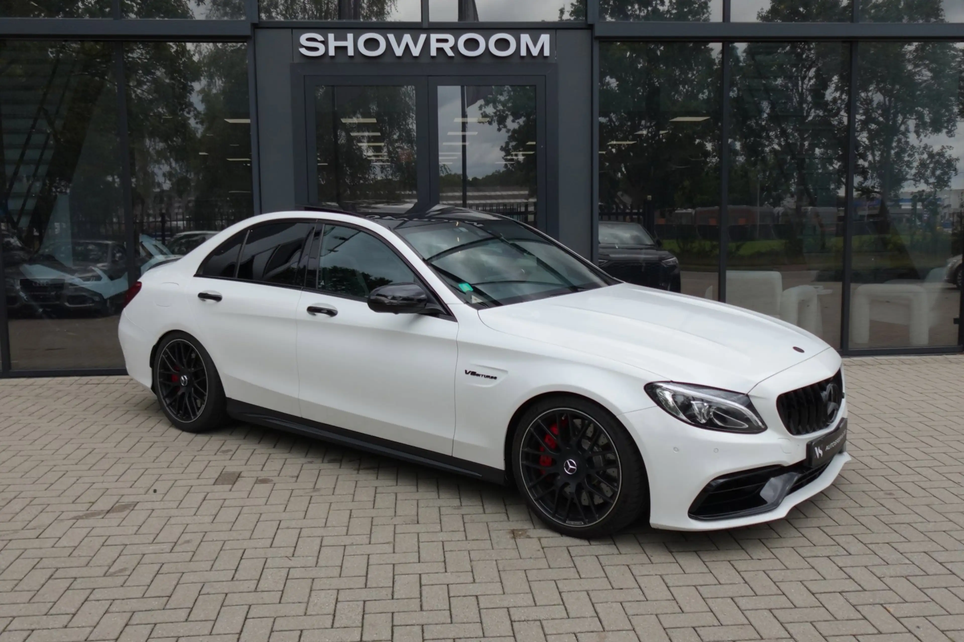 Mercedes-Benz C 63 AMG S Edition 1 PANO 360 CAM SFEER — photo 9