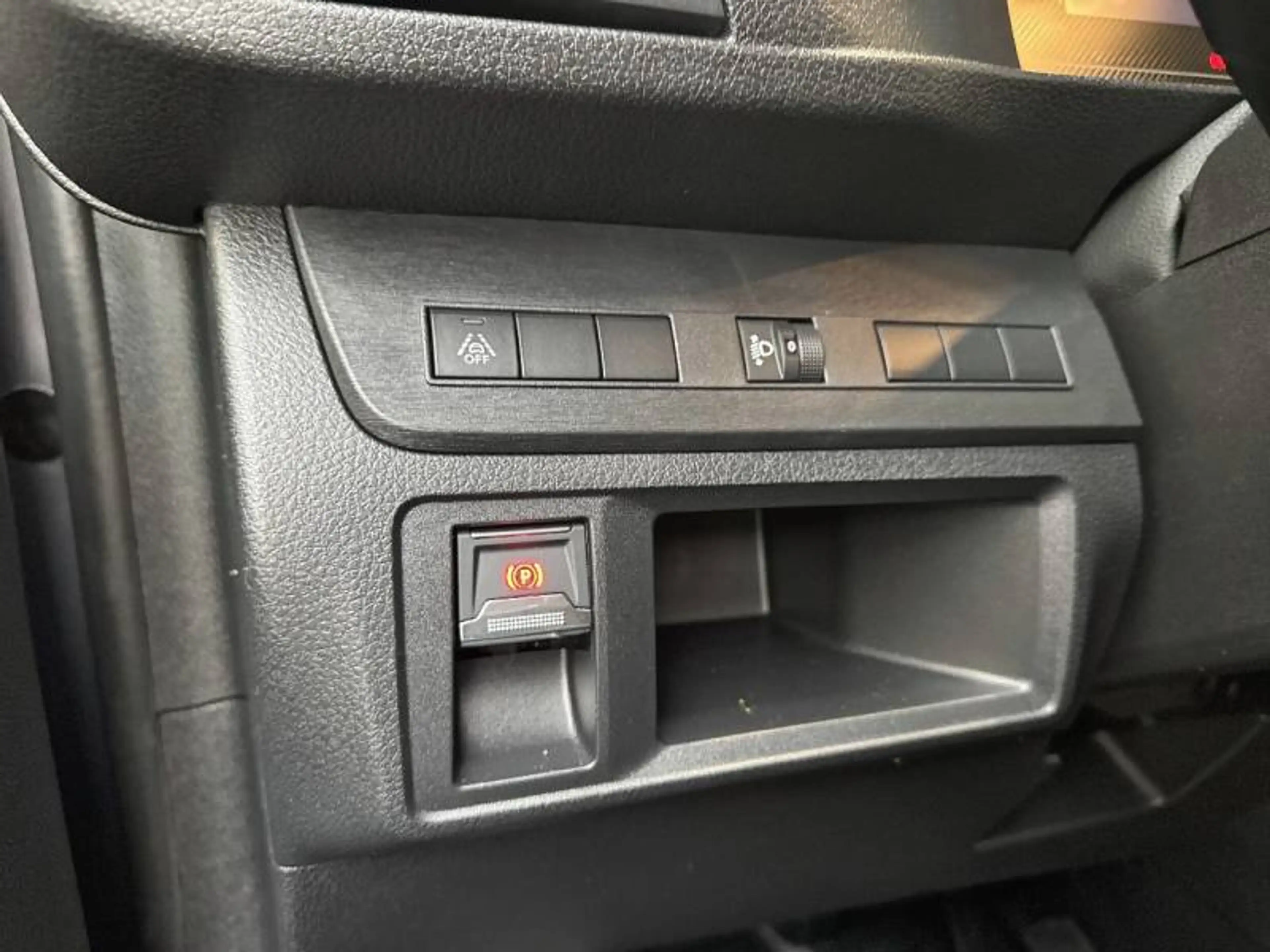Opel Vivaro 3 Electric L3H1 75kWh 136 - — photo 13