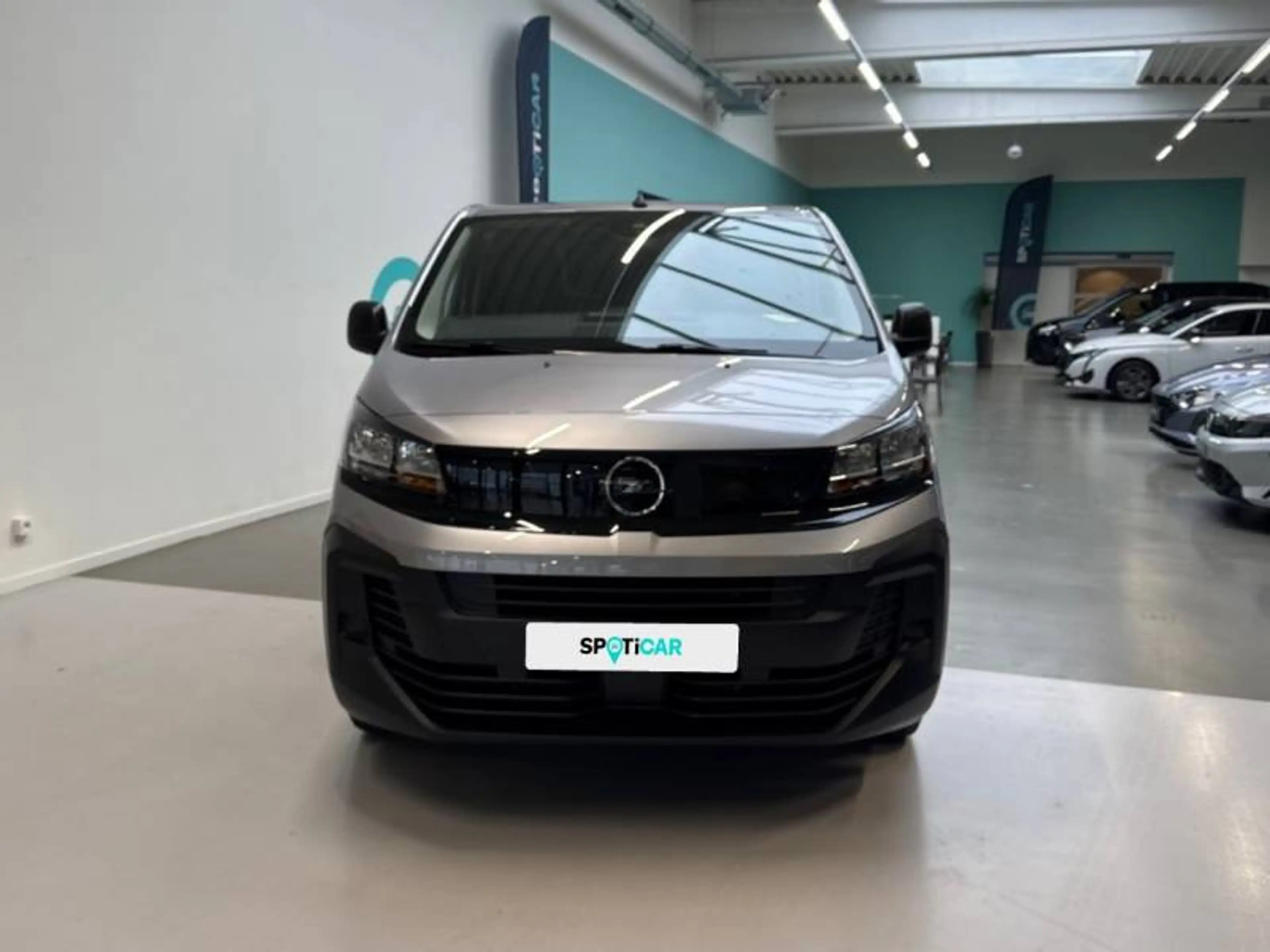 Opel Vivaro 3 Electric L3H1 75kWh 136 - — photo 2