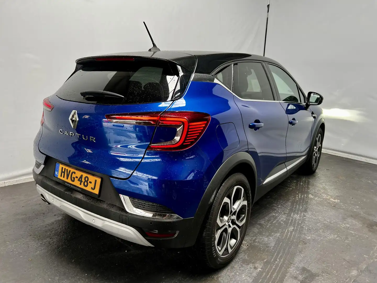 Renault Captur 1.3 TCe 130 Intens Automaat Blauw - 2