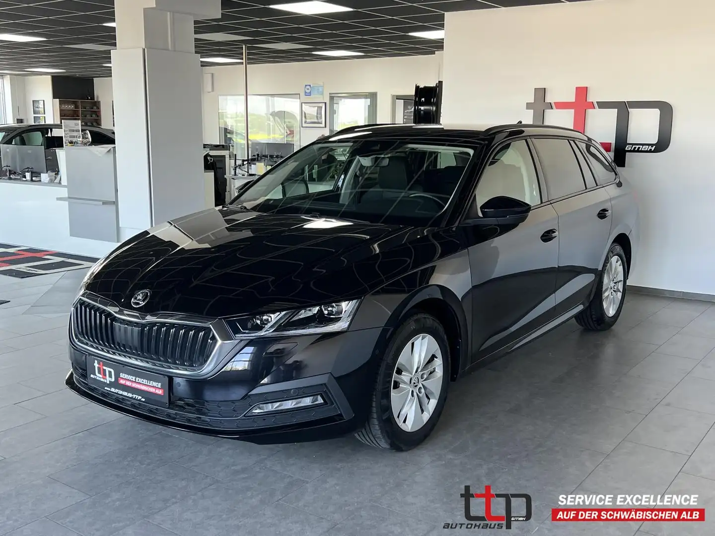 Skoda Octavia Combi 2.0 TDI Ambition MATRIX R.Kamera Schwarz - 1