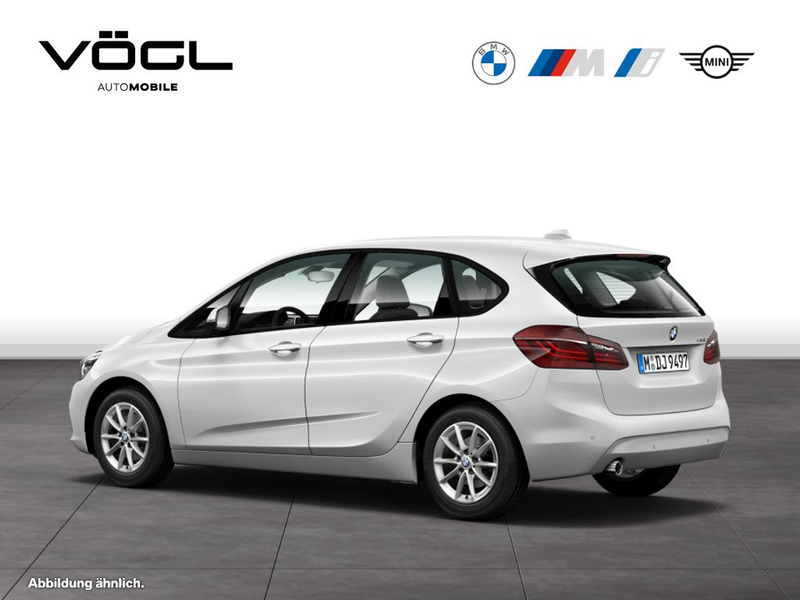 BMW 218 i Active Tourer — photo 6