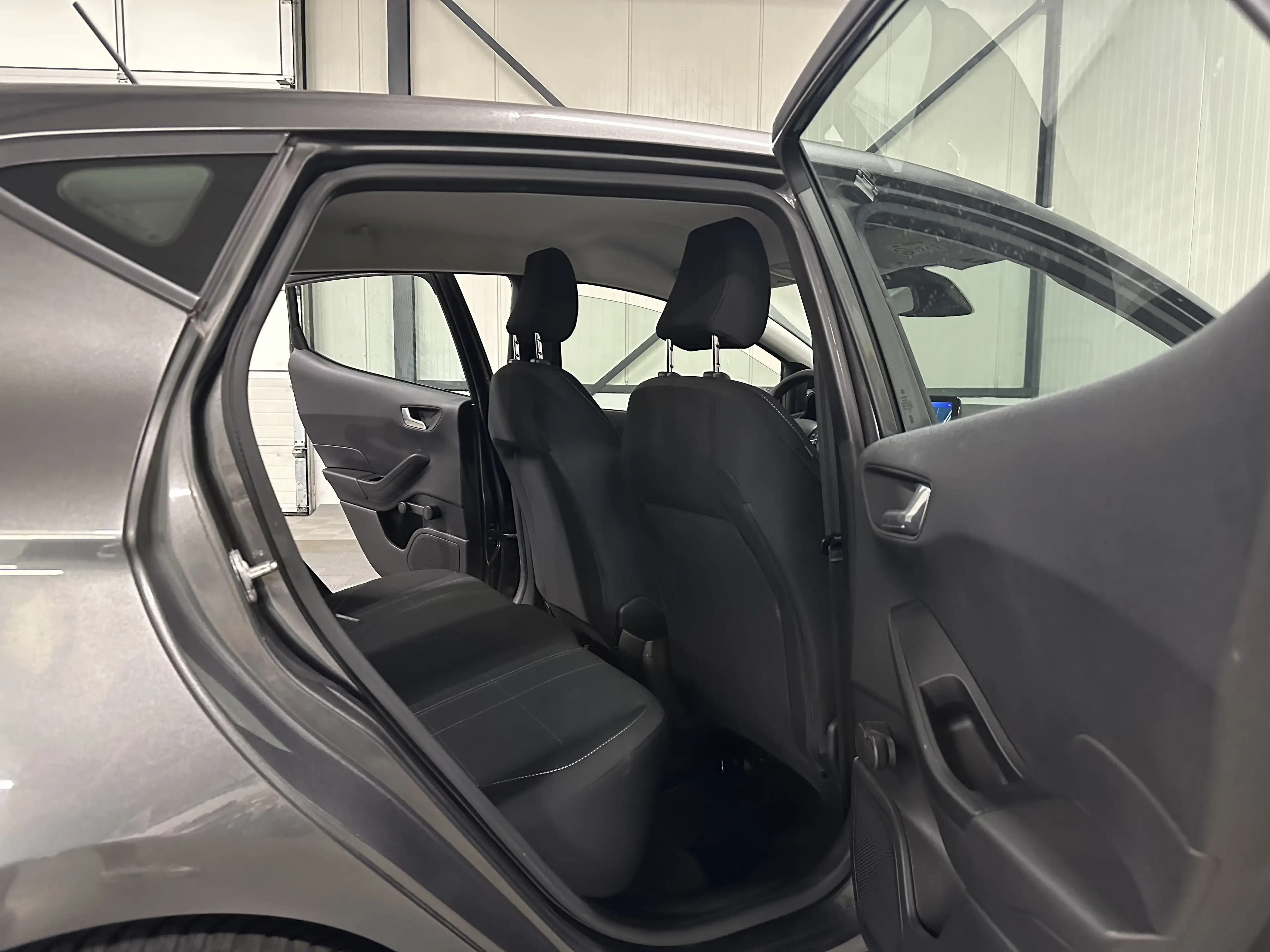 Ford Fiesta 1.1 | Trend 5-Drs | Airco | Cruise | Navi | Carpla — photo 5