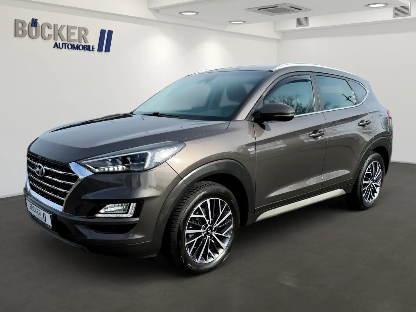 Hyundai TUCSON 1.6 CRDi 48V Style 7-DCT 2WD AHK RFK SHZ Marrón - 1