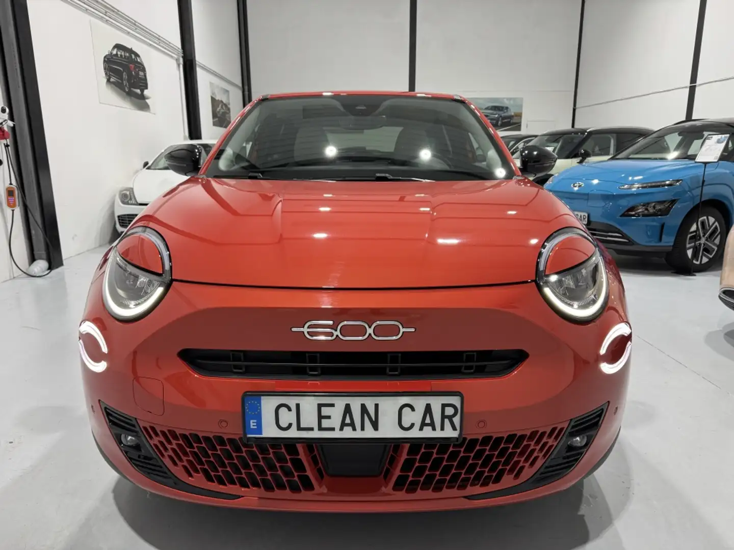 Fiat 600 600e 115kw 54kwh La prima Orange - 2